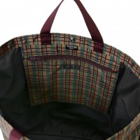 「SHOULDER TOTE BAG」（4万2,000円）