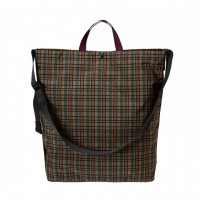 「SHOULDER TOTE BAG」（4万2,000円）