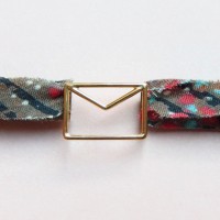 「CARTA PURE FABRIC BRACELET」（1万5,000円）