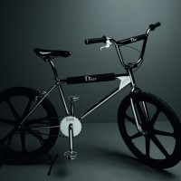 ディオール オム×ボガード社「BMX」（39万円）