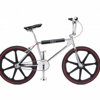 ディオール オム×ボガード社「BMX」（39万円）