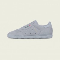 アディダスとカニエ・ウエストのコラボレートコレクション「YEEZY POWERPHASE」が登場