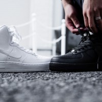 「ナイキ エアフォースワン ハイ '07（NIKE AIR FORCE 1 HIGH '07）」（1万2,000円）