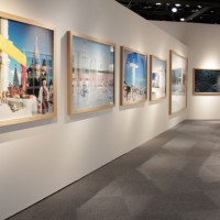 初の大型展覧会「CROSSOVER」。瀧本幹也の圧倒的な作品の世界を体感できる