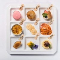 「YOKO FUCHIGAMIのパリ・バリ デザートプレート」（1,190円）