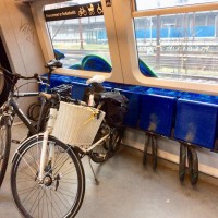 電車内の自転車優先置き場