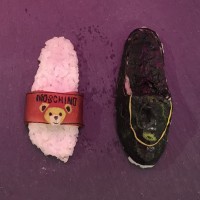 ユジャ・フー（Yujia-Hu）の「シューシ（shoe+寿司）」（正確には「オニギリアート」という名称）