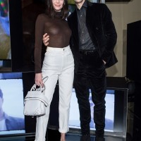 トッズ2018年春夏広告キャンペーンに起用されたケンダル・ジェンナー（Kendall Jenner）とロベルト・ボッレ（Roberto Bolle）