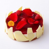 「チーズケーキ イスパハン（Cheesecake Ispahan）」（アンディヴィ 864円、アントルメ 約15cm 4,536円）