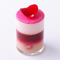 「エモーション イスパハン（Emotion Ispahan）」（864円）