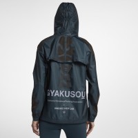 ナイキ×アンダーカバー創立者・高橋盾「NIKELAB GYAKUSOU」コレクション