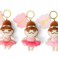 「Ballerina RINKACHAN」（1,200円）/（左）博多店限定（中）タカシマヤ ゲートタワーモール店限定（右）その他店舗