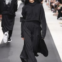 Y-3 2019年春夏コレクション