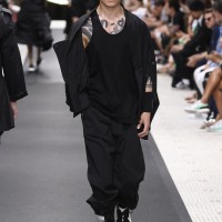 Y-3 2019年春夏コレクション