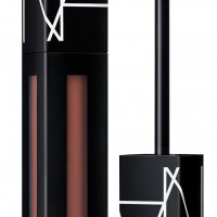 「NARS パワーマットリップピグメント」2780 ローズブラウン（3,500円）