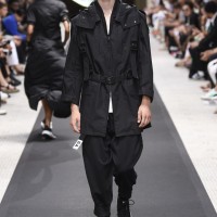 Y-3 2019年春夏コレクション