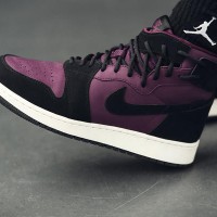 WMNS AIR JORDAN 1 REBEL XX （税込1万7,820円）