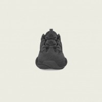 「YEEZY 500 UTILITY BLACK」が登場