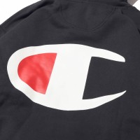 「CHAMPION x ATMOS LAB P/O HOODED SWEATSHIRT」（1万3,000円）