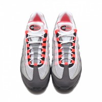 「NIKE AIR MAX 95 OG -SOLAR RED-」（1万6,000円）