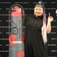 naomi x shu uemura 限定リップコレクション発売記念イベントでの渡辺直美さん