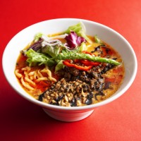 蔭山樓「激辛TANTAN麺 ヘーゼルナッツ風味」（1,400円）