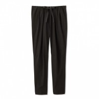 「STRETCH LONG PANTS」 1万6,000円（DANSKIN）/アーバンクロゼット