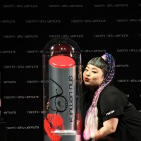 naomi x shu uemura 限定リップコレクション発売記念イベントでの渡辺直美さん