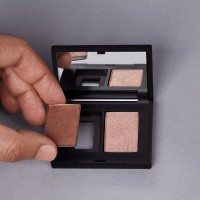 「NARS カスタマイズ デュオケース」（500円）