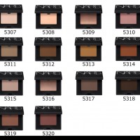 「NARS シングルアイシャドー」（2,500円）“ソフトエッセンシャル”