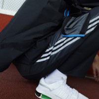 「adidas Originals by Oyster Holdings」9月28日発売