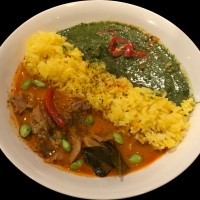 timbre 鶏肉と野菜の3色シグナルカレー