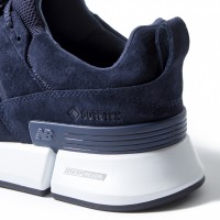 「GORE-TEX® sneaker」（2万7,000円）