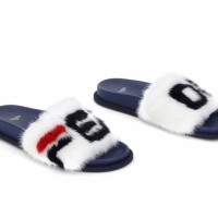 FENDI Mania Mink Slides（17万2,000円）