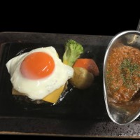 下北沢とろける大人のハンバーグ 大人のとろハンカレー！！