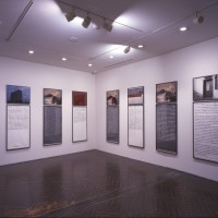 「ソフィ カル―限局性激痛」1999-2000年 原美術館での展示