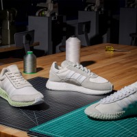 アディダス オリジナルス（adidas Originals）「Triple White Never Made Pack」