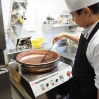 名店、新店、職人 パリで和菓子に出会う 【CHAPTER3 パリの和菓子職人】