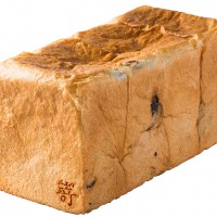 「丹波黒豆と和三盆の食パン 」（1,852円）