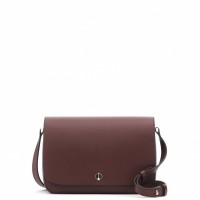 nicola twistlock medium flap shoulder in roasted fig（5万3,000円）