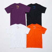 「Tシャツ」各8,000円（S 〜XXL）