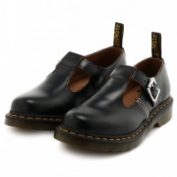 「Y’s Dr. Martens POLLEY T-BAR STRAP SHOES」（ブラック／3万8,000円）