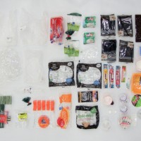 ヘルシンキのプロジェクトメンバーが1週間の生活で使用したプラスチックごみ