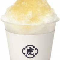 「梅氷」756円（TORAYA AOYAMA限定）