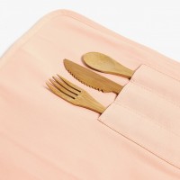 ザラ ホーム（ZARA HOME）が、お花見やピクニックなどのアウトドアシーンをはじめ、毎日のランチタイムにもぴったりな「ピクニックコレクション」の販売をスタートした。