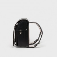 「japanese school bag」（all leather / black）22万円