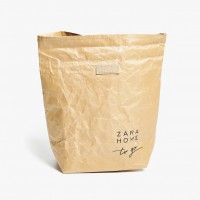 ザラ ホーム（ZARA HOME）が、お花見やピクニックなどのアウトドアシーンをはじめ、毎日のランチタイムにもぴったりな「ピクニックコレクション」の販売をスタートした。