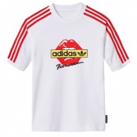 ADIDAS KISS TEE（8,490円）