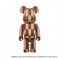 「BE@RBRICK カリモク fragmentdesign 400％」carved wooden - LONGITUDINAL CHESS（22万円）