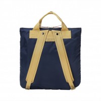 「2WAY TOTE BAG」（4万3,000円）